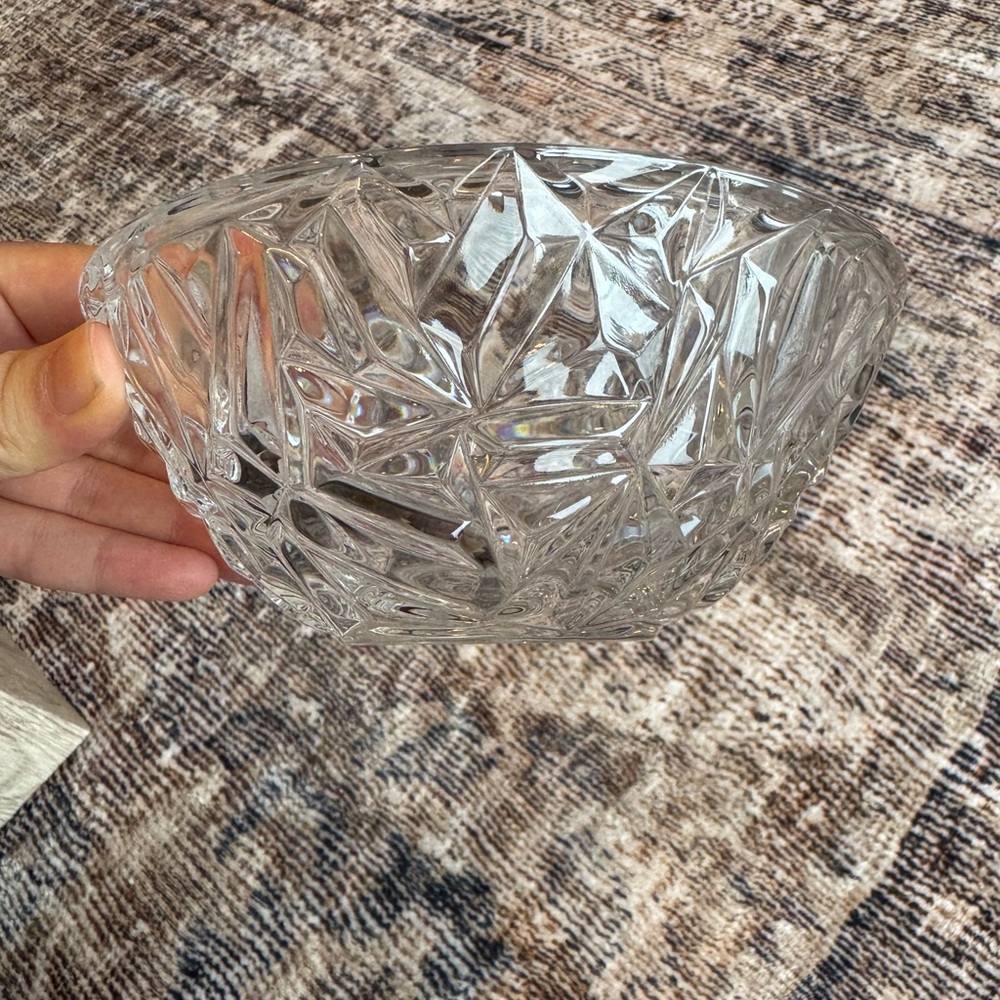 Tiffany rock cut crystal serving bowl - Picture 4 of 4
